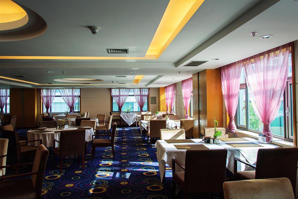 Shanghai Southern Airlines Pearl Hotel Exterior photo
